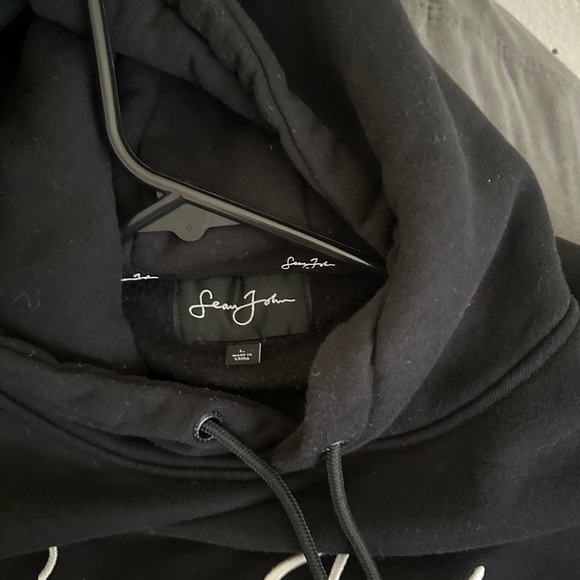 Sean John signature script hoodie - Picture 3 of 5